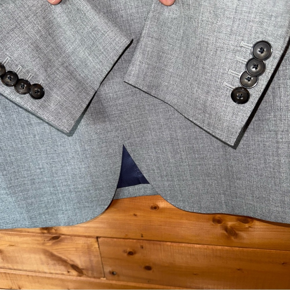 $499 Suitsupply Lazio 100% Wool VBC light Gray Suit jacket Blazer 36S *As-is* - Picture 7 of 17